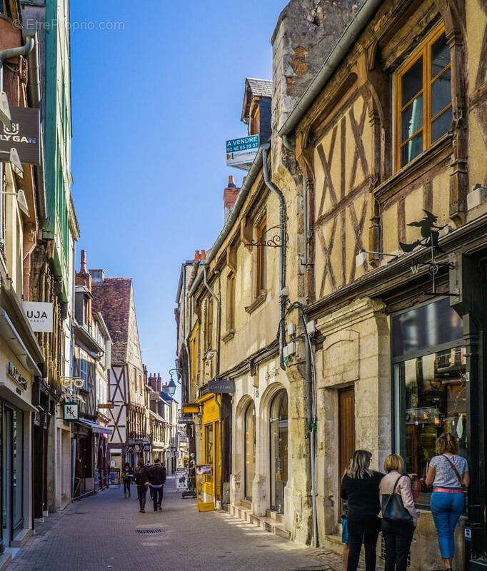 Commerce à BOURGES