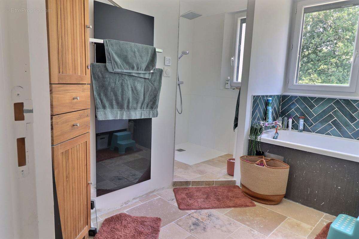 Maison à JUIGNE-SUR-LOIRE