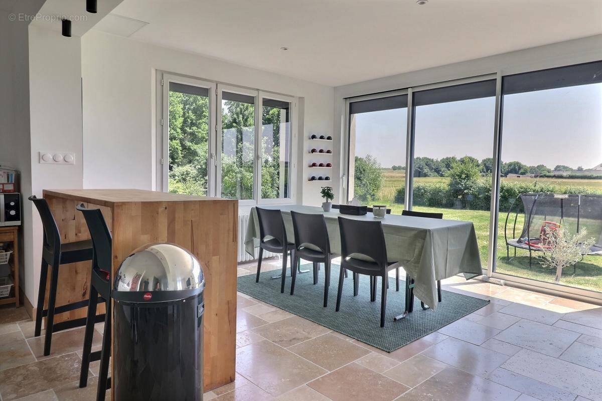 Maison à JUIGNE-SUR-LOIRE