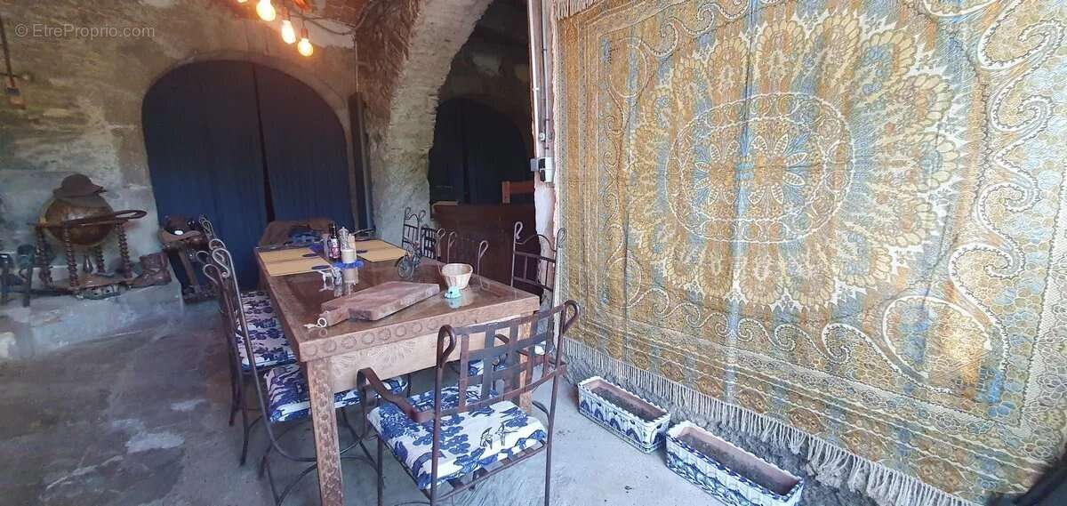 Maison à CABREROLLES