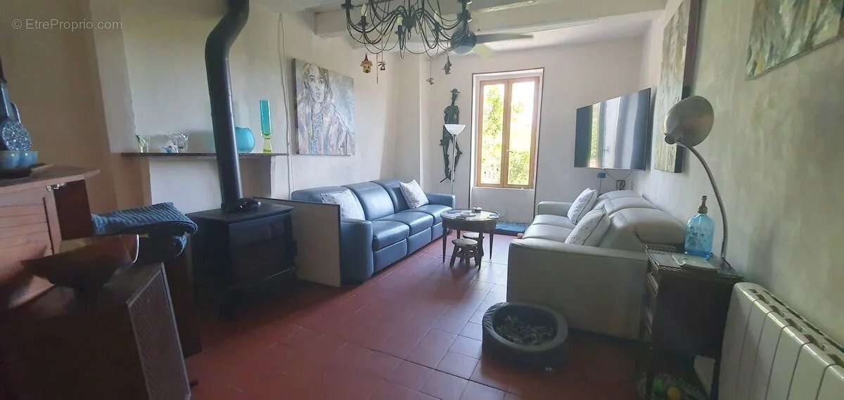 Maison à CABREROLLES