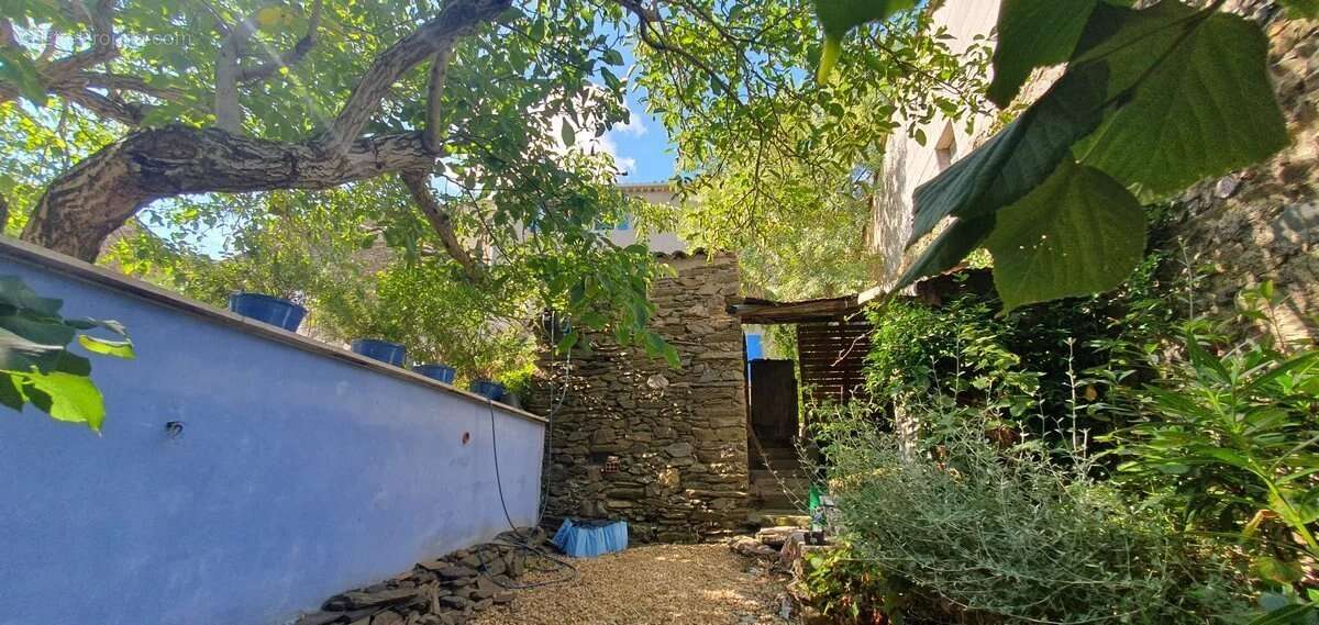 Maison à CABREROLLES