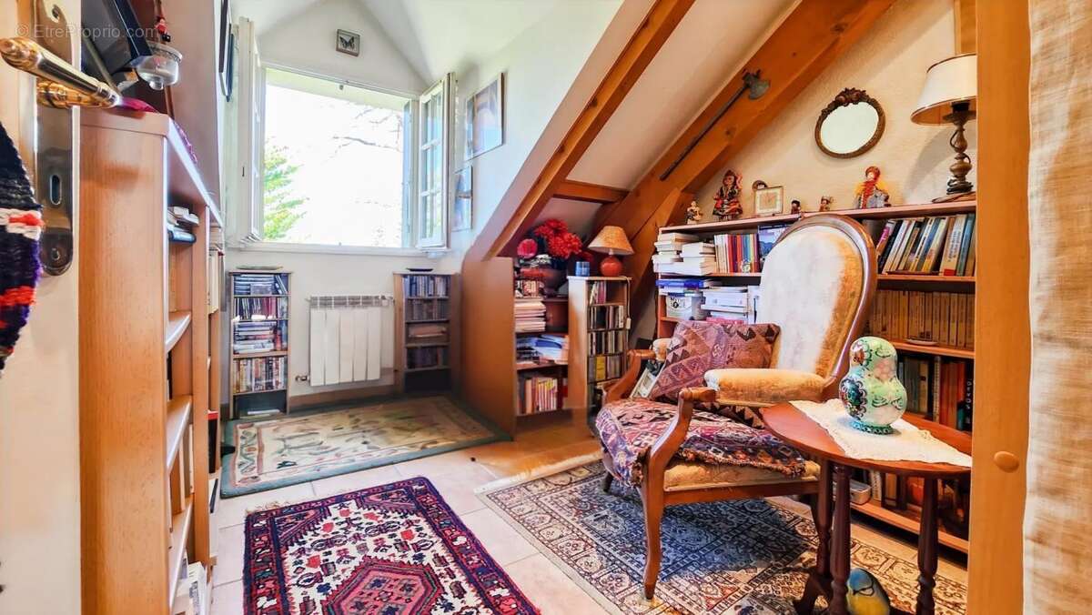 Maison à CHENS-SUR-LEMAN