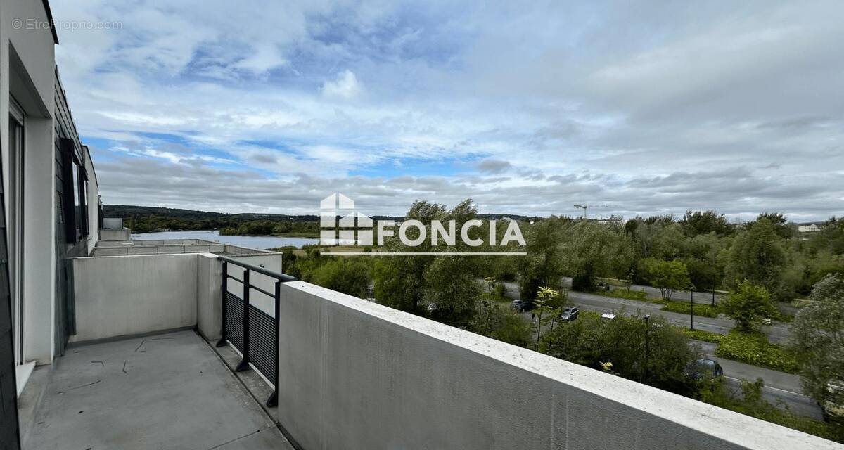 Appartement à CARRIERES-SOUS-POISSY