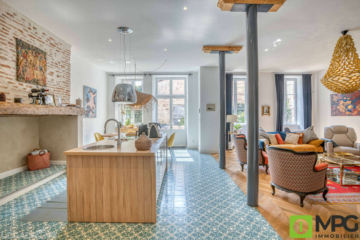 Maison à VILLENEUVE-SUR-LOT