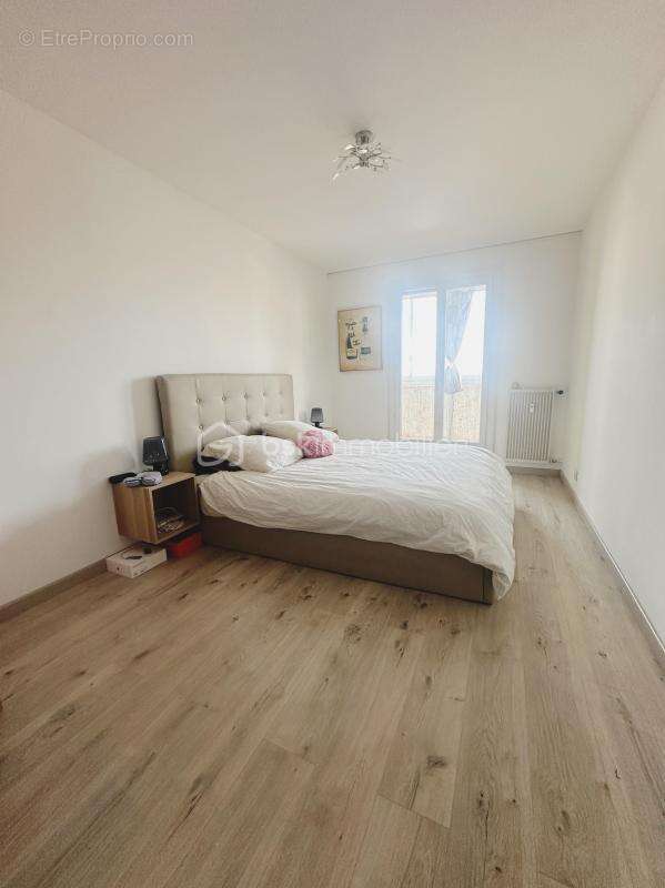 Appartement à LA VALETTE-DU-VAR