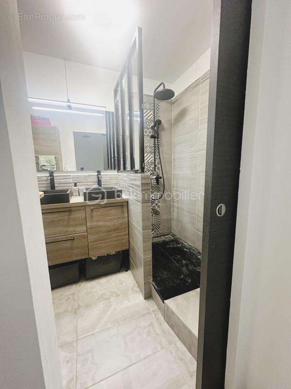 Appartement à LA VALETTE-DU-VAR