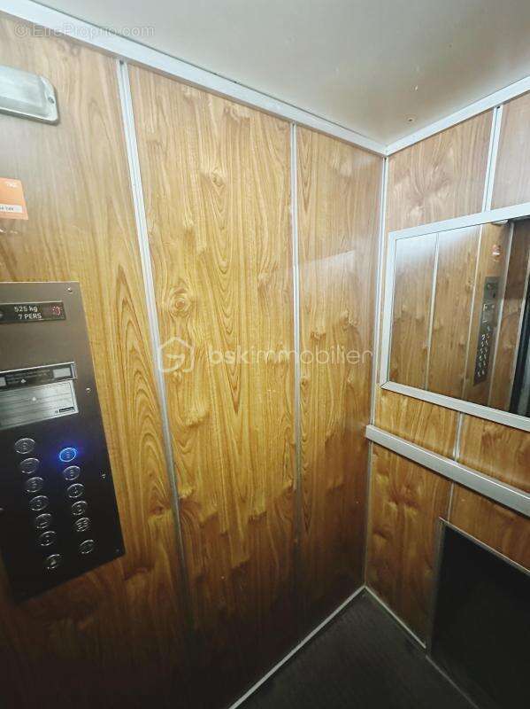 Appartement à LA VALETTE-DU-VAR