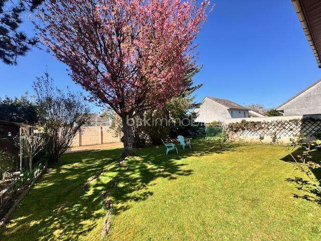 Maison à ROISSY-EN-BRIE