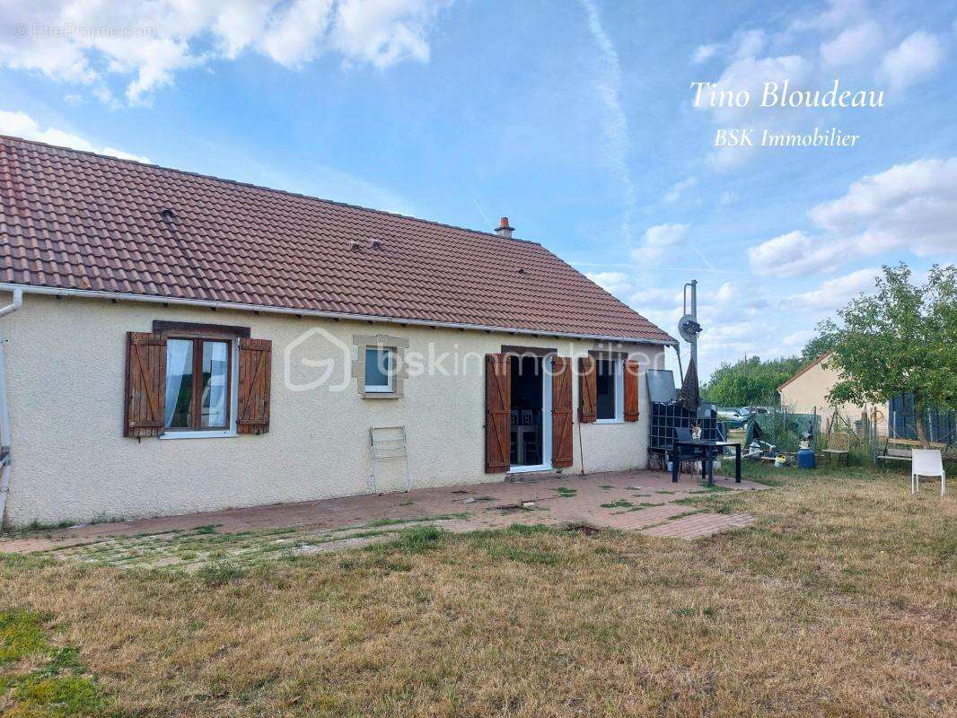 Maison à SAINT-GEORGES-SUR-CHER