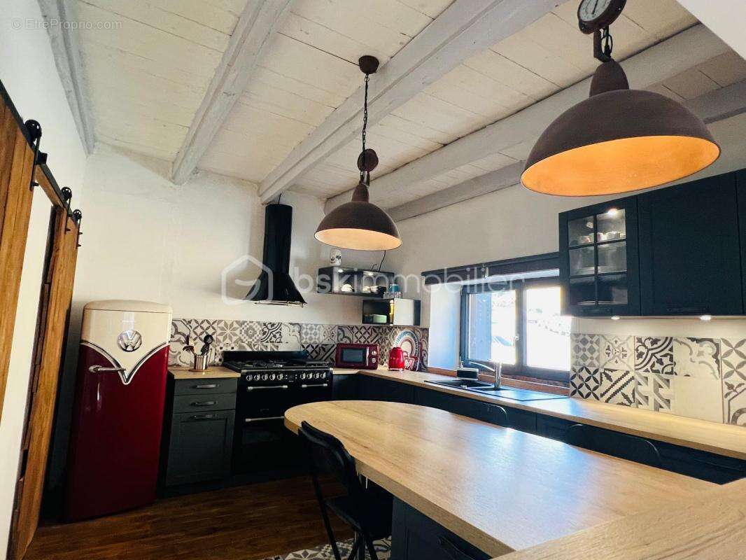 Maison à CHAZAY-D&#039;AZERGUES