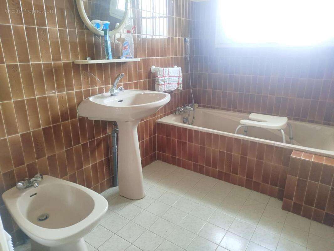 Maison à NOYAL-PONTIVY