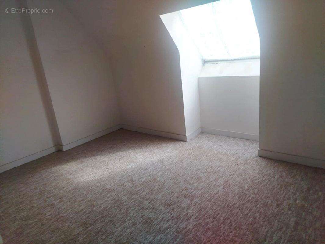 Maison à NOYAL-PONTIVY