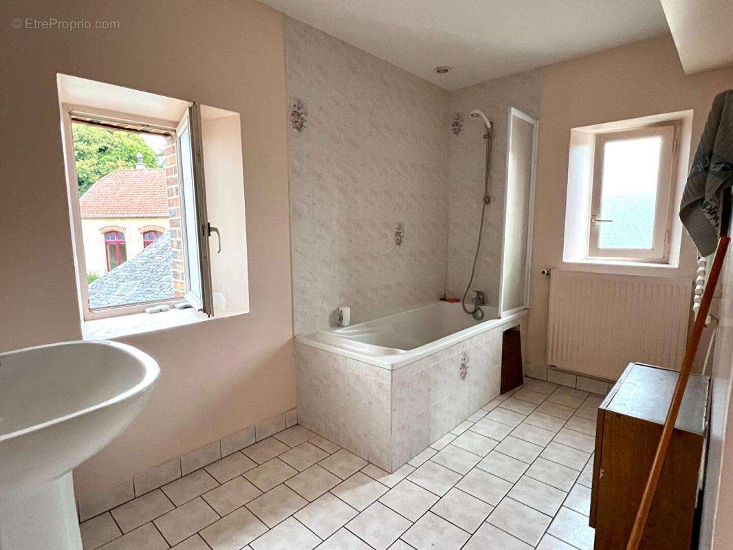 Maison à MONDOUBLEAU