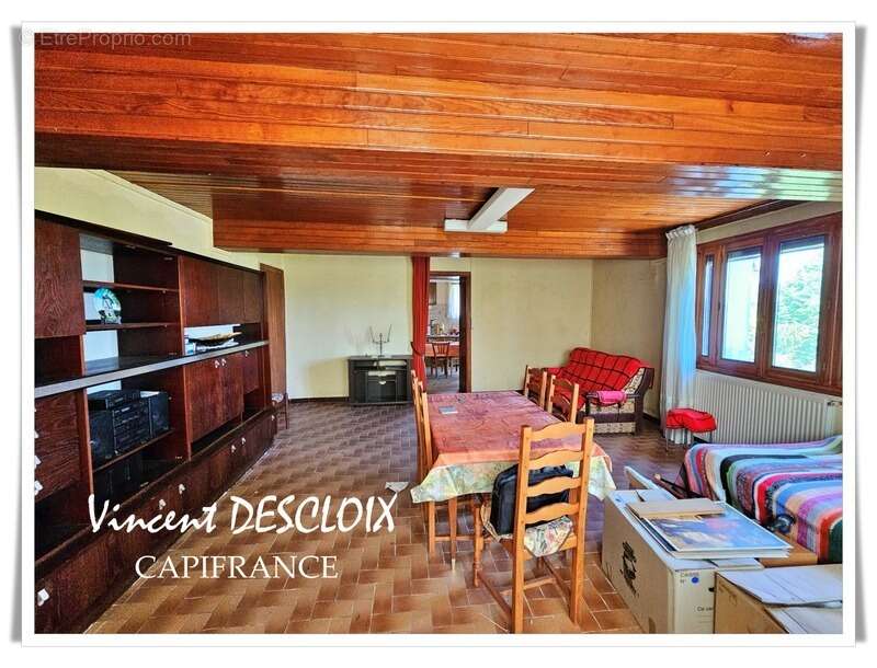 Maison à MONTSAUCHE-LES-SETTONS