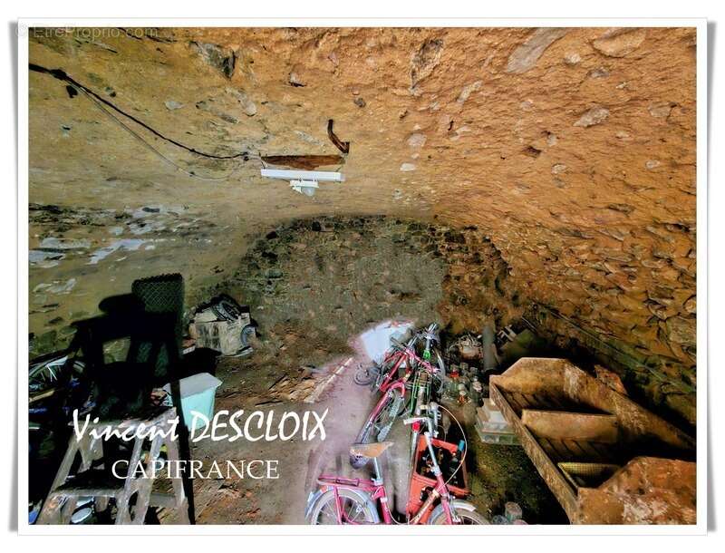 Maison à MONTSAUCHE-LES-SETTONS