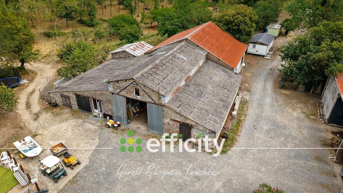 Maison à SAINT-PHILBERT-DE-GRAND-LIEU