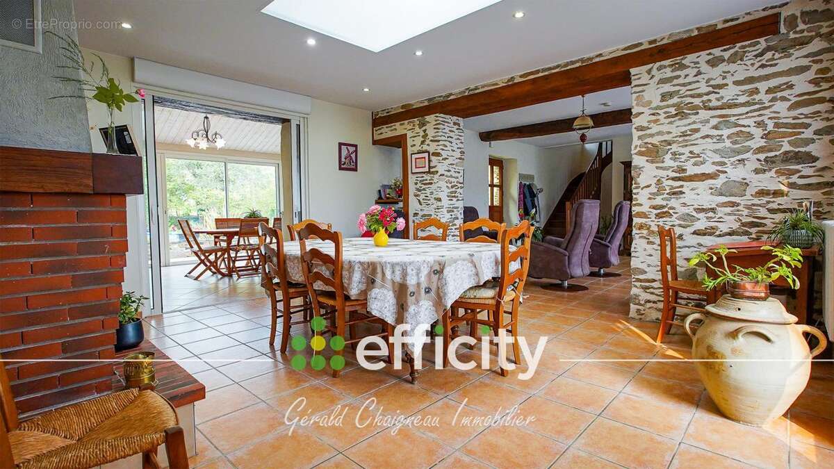 Maison à SAINT-PHILBERT-DE-GRAND-LIEU