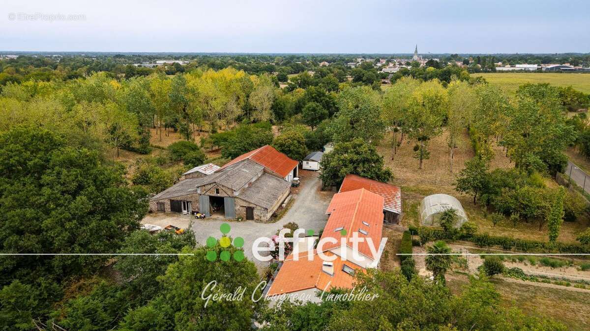 Maison à SAINT-PHILBERT-DE-GRAND-LIEU