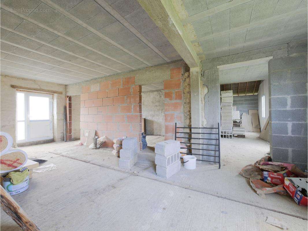 Maison à SENS-DE-BRETAGNE