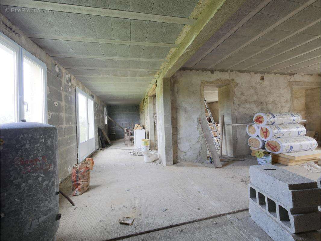 Maison à SENS-DE-BRETAGNE