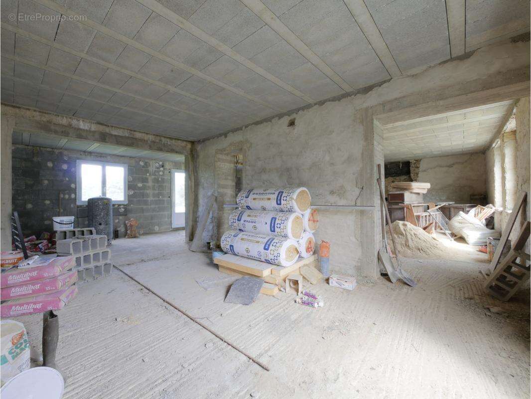 Maison à SENS-DE-BRETAGNE