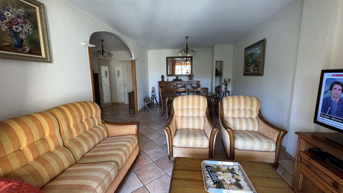 Appartement à PEYMEINADE