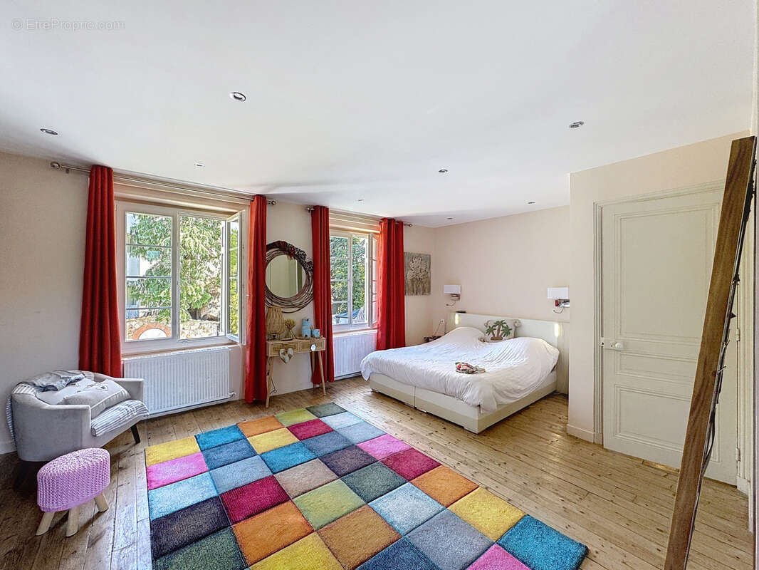 Maison à SAINT-ETIENNE