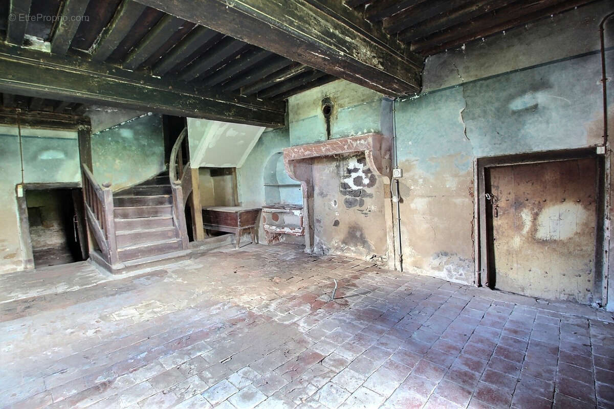 Maison à SAINT-MICAUD