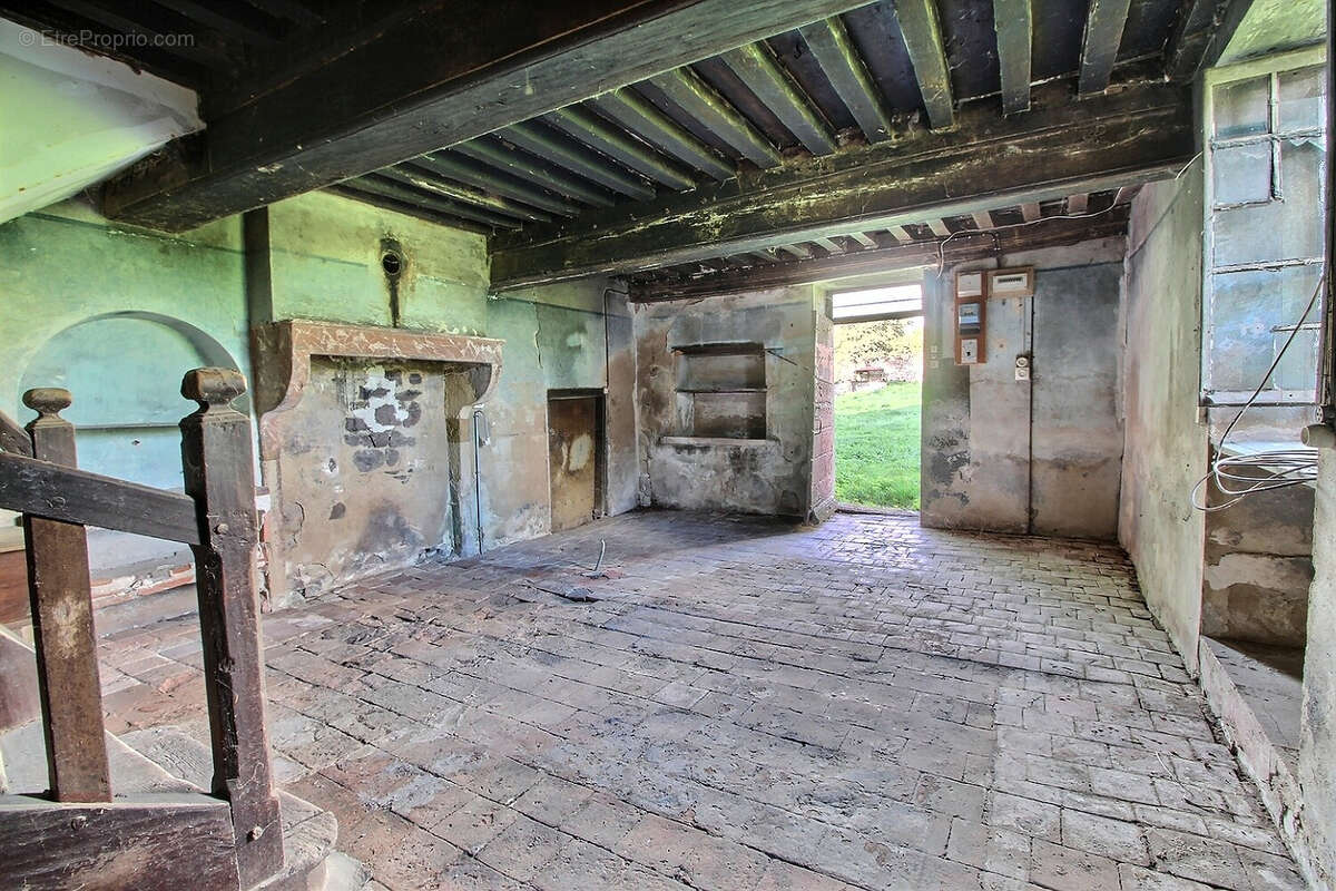 Maison à SAINT-MICAUD