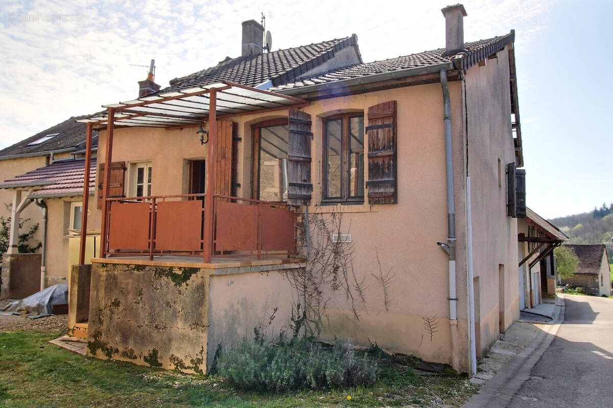 Maison à SAINT-BOIL