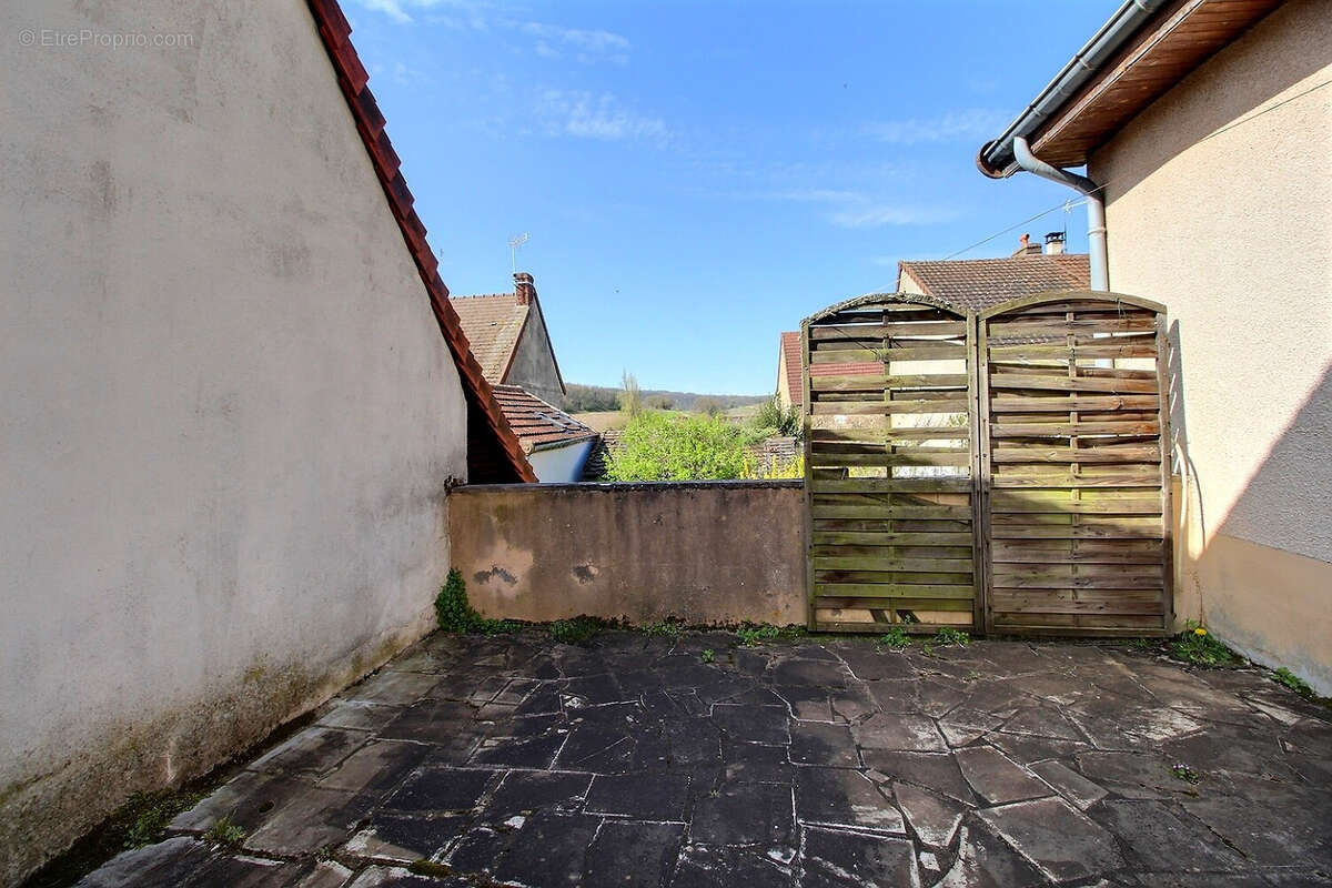 Maison à SAINT-BOIL