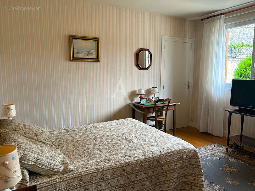 Maison à MONTRICHARD