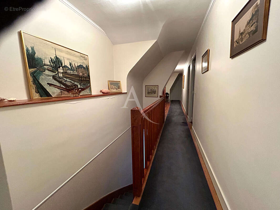 Maison à MONTRICHARD