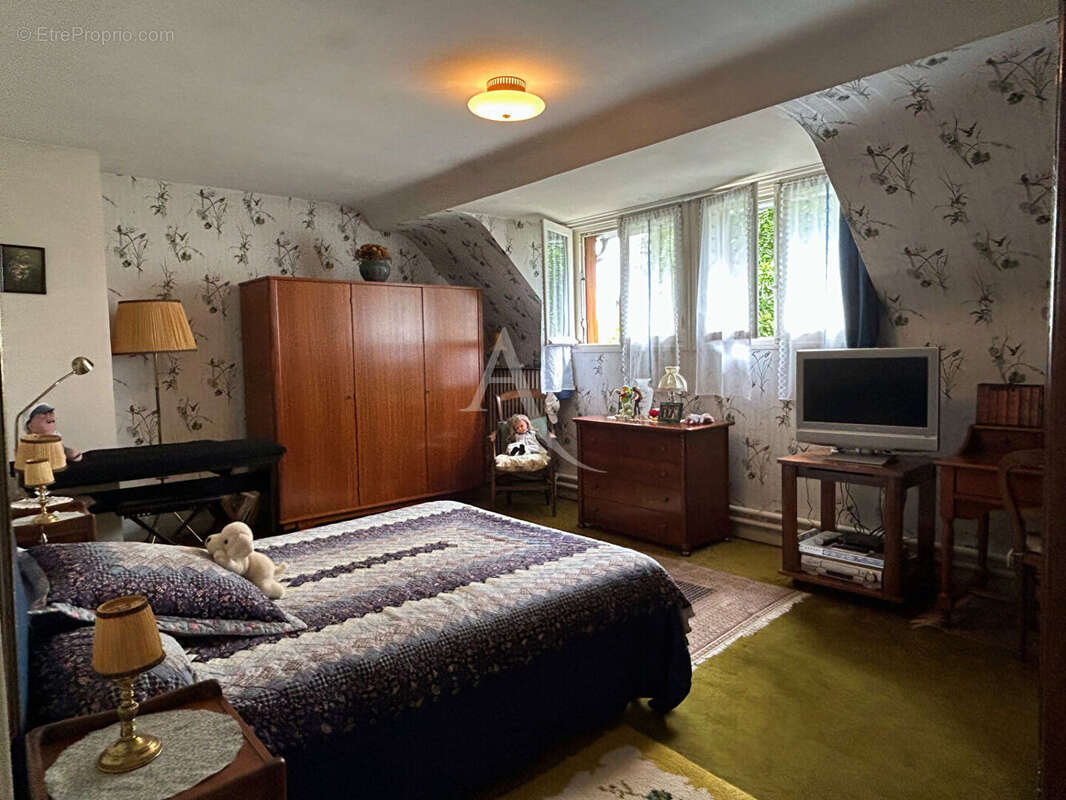 Maison à MONTRICHARD