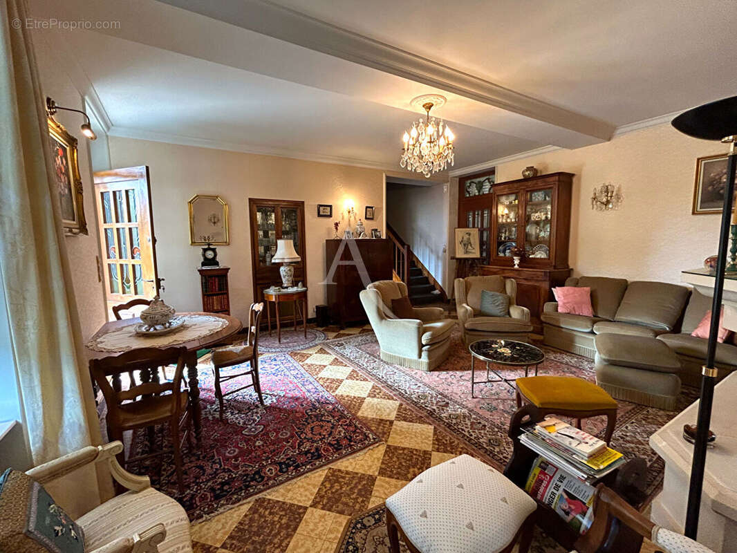 Maison à MONTRICHARD