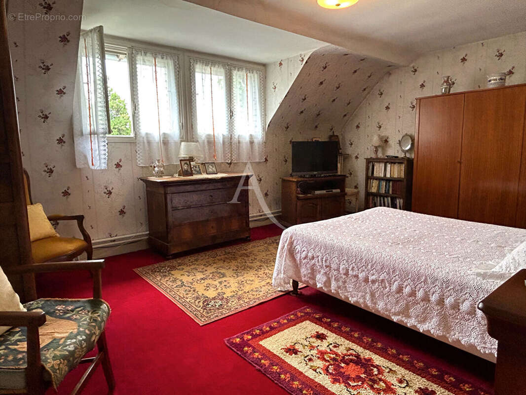 Maison à MONTRICHARD