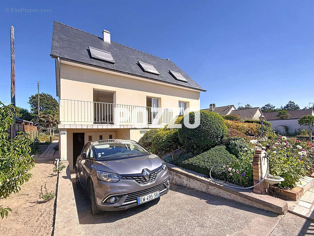 Maison à SAINT-PAIR-SUR-MER