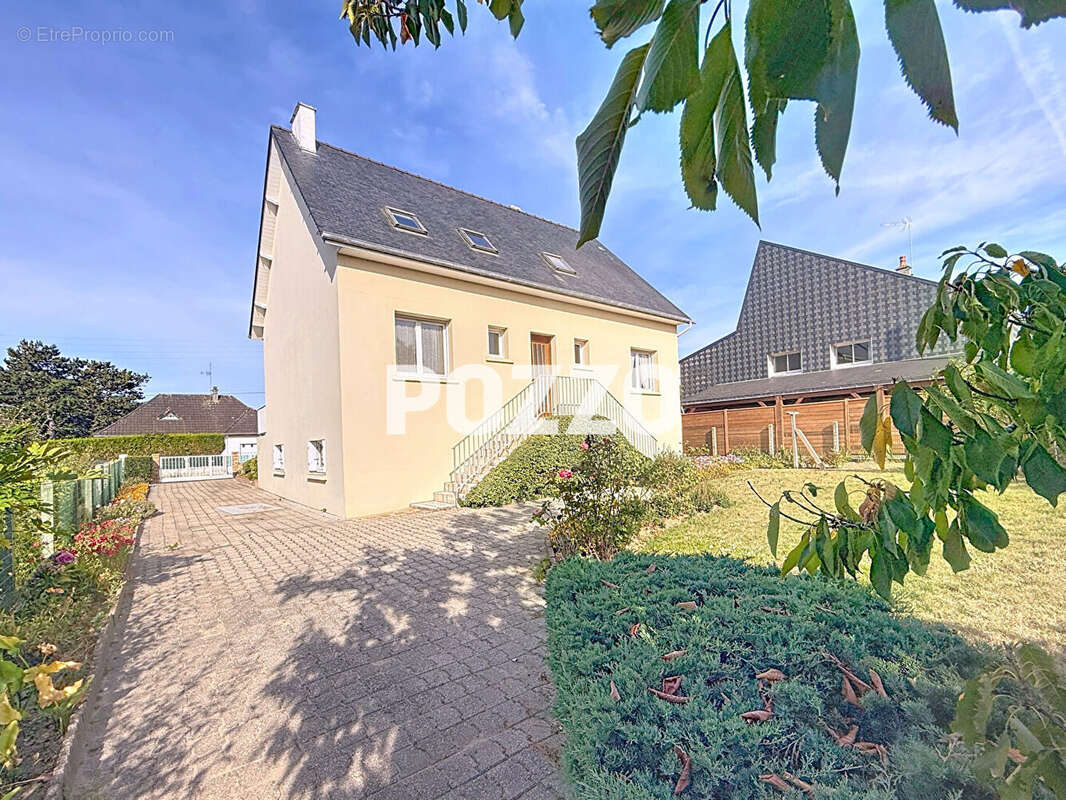 Maison à SAINT-PAIR-SUR-MER