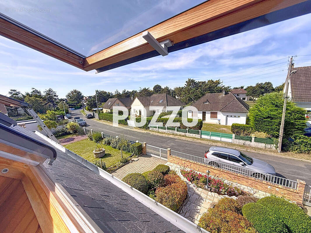 Maison à SAINT-PAIR-SUR-MER