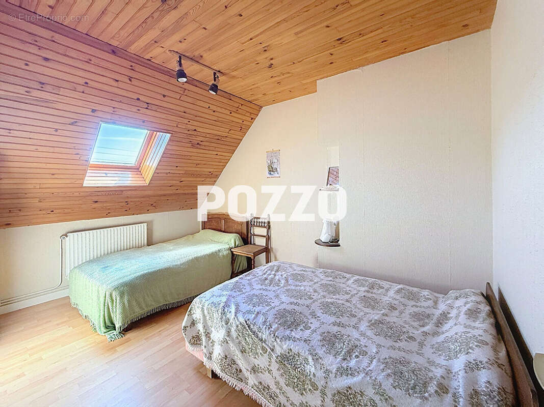 Maison à SAINT-PAIR-SUR-MER