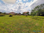 Terrain à L&#039;ISLE-JOURDAIN