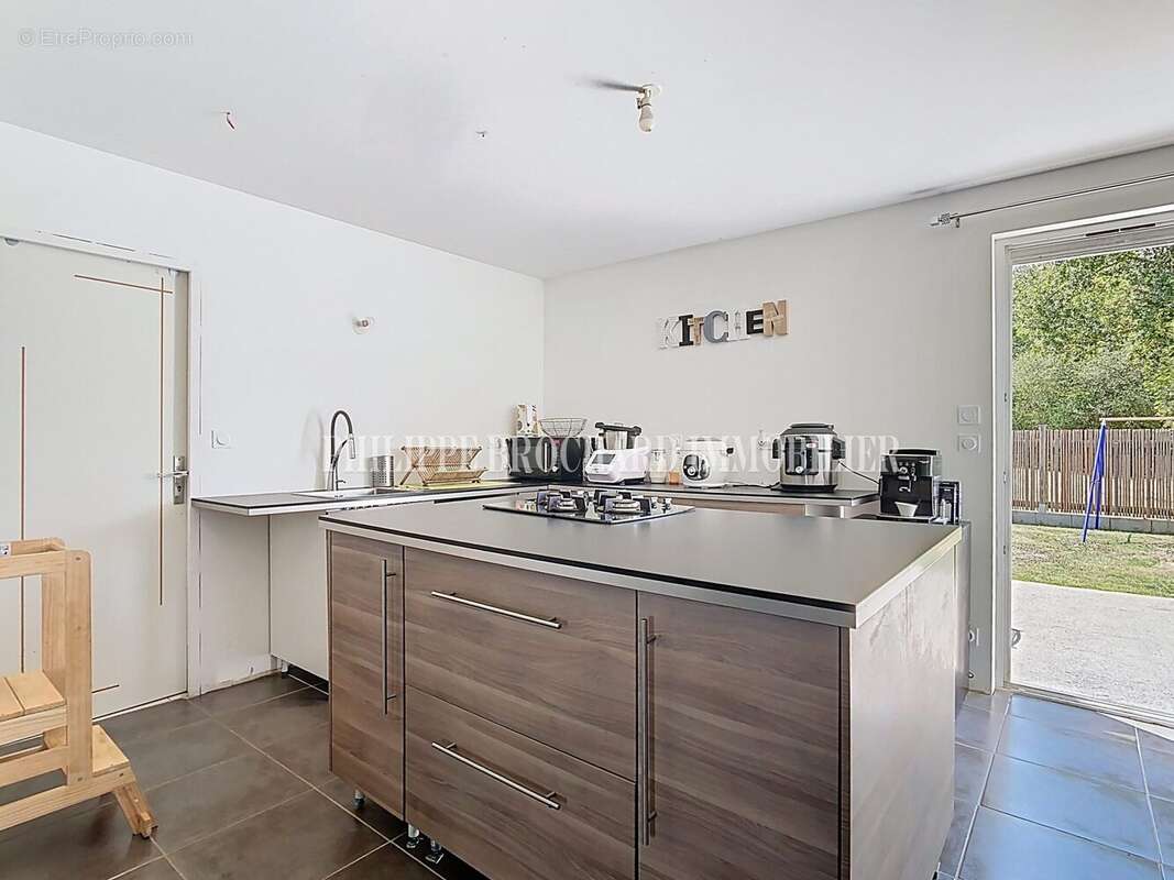 Maison à LES PINEAUX