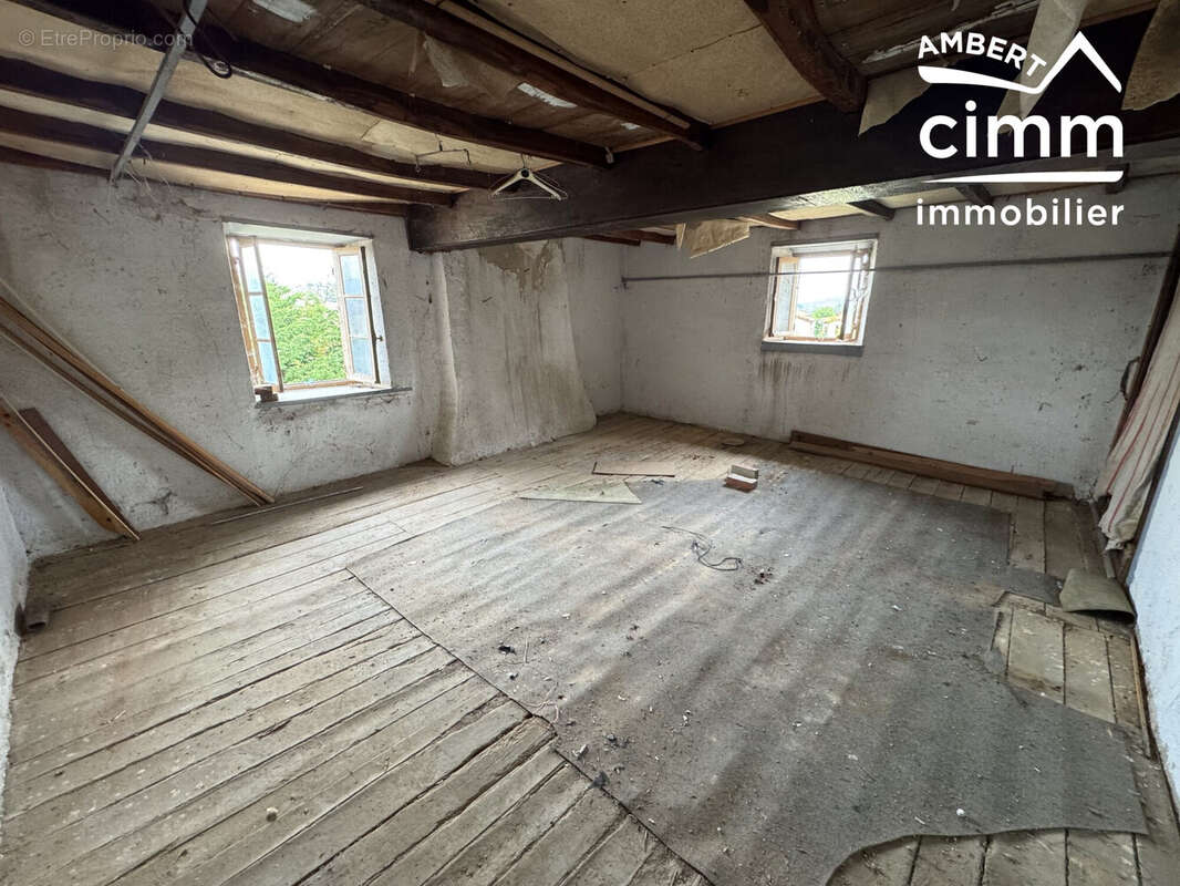 Maison à SAINT-FLOUR