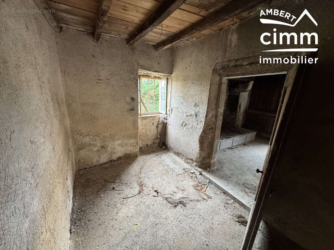 Maison à SAINT-FLOUR