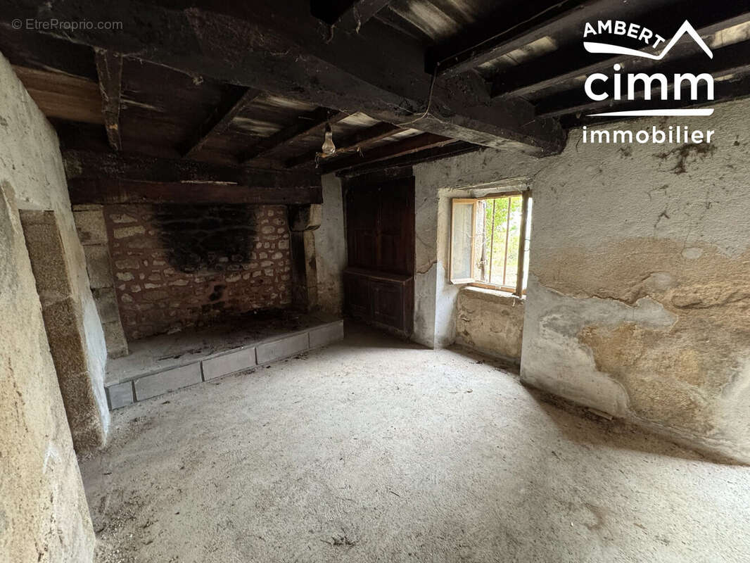 Maison à SAINT-FLOUR