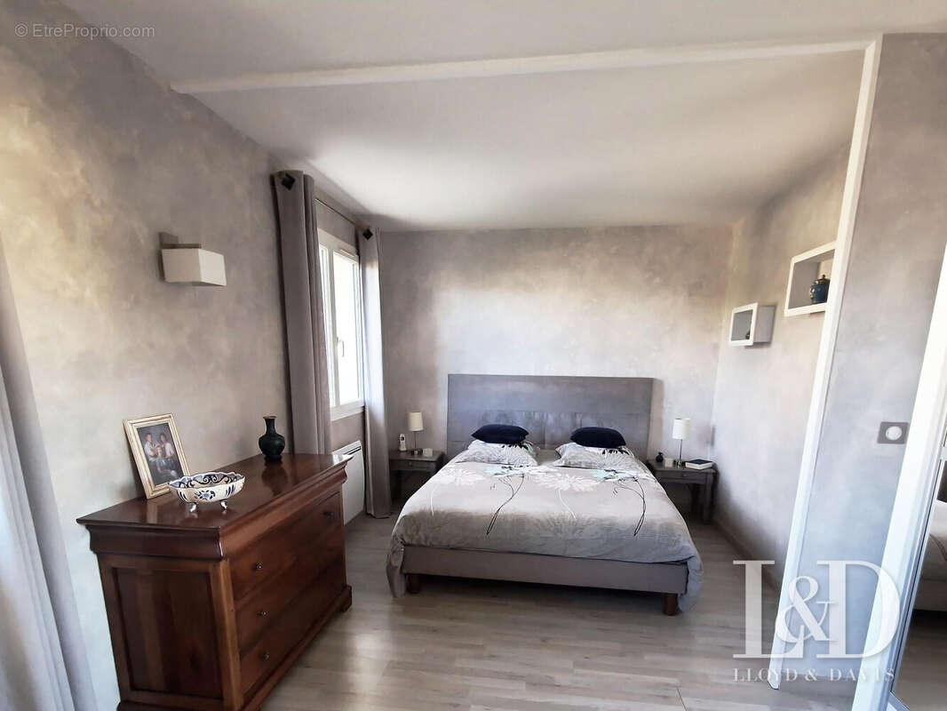 Maison à VILLENAVE-D'ORNON