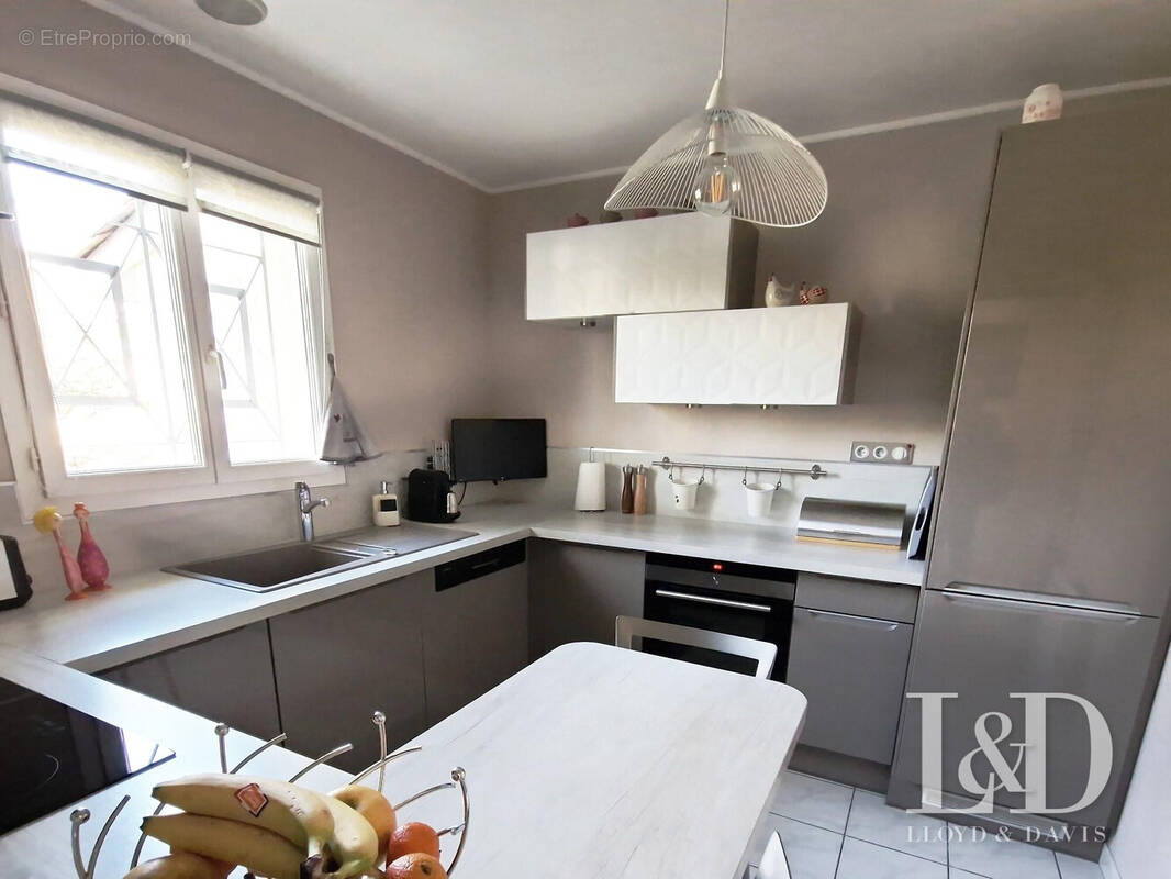 Maison à VILLENAVE-D'ORNON