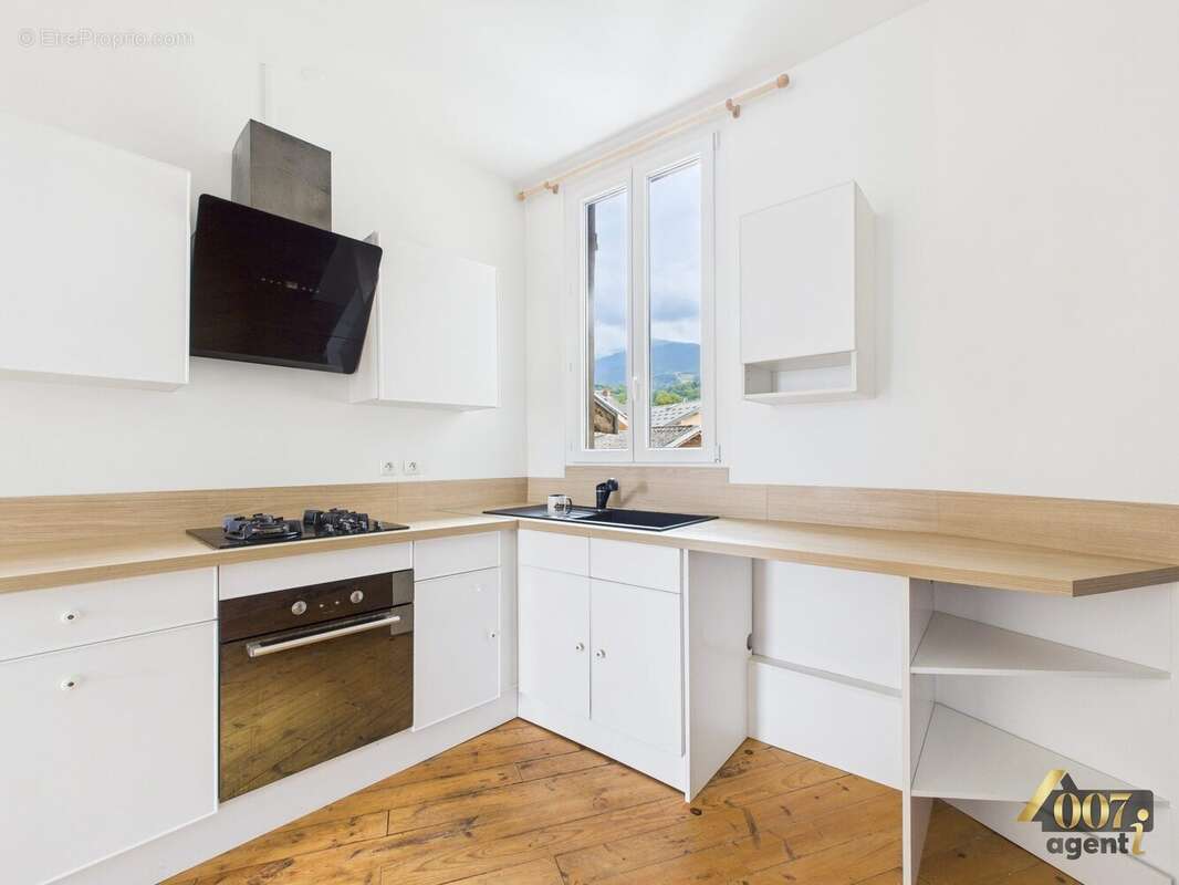 Appartement à LA ROCHETTE