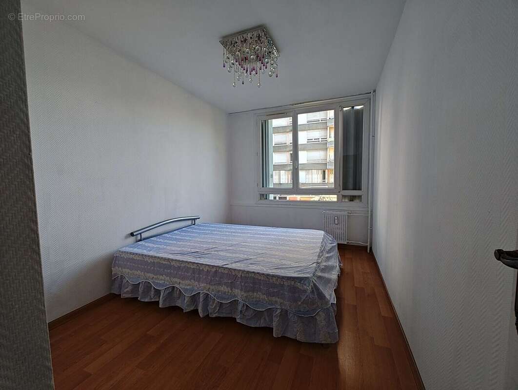 Appartement à AUBERVILLIERS